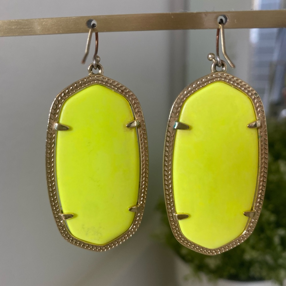 Neon Yellow Kendra Scott Danielle Earrings